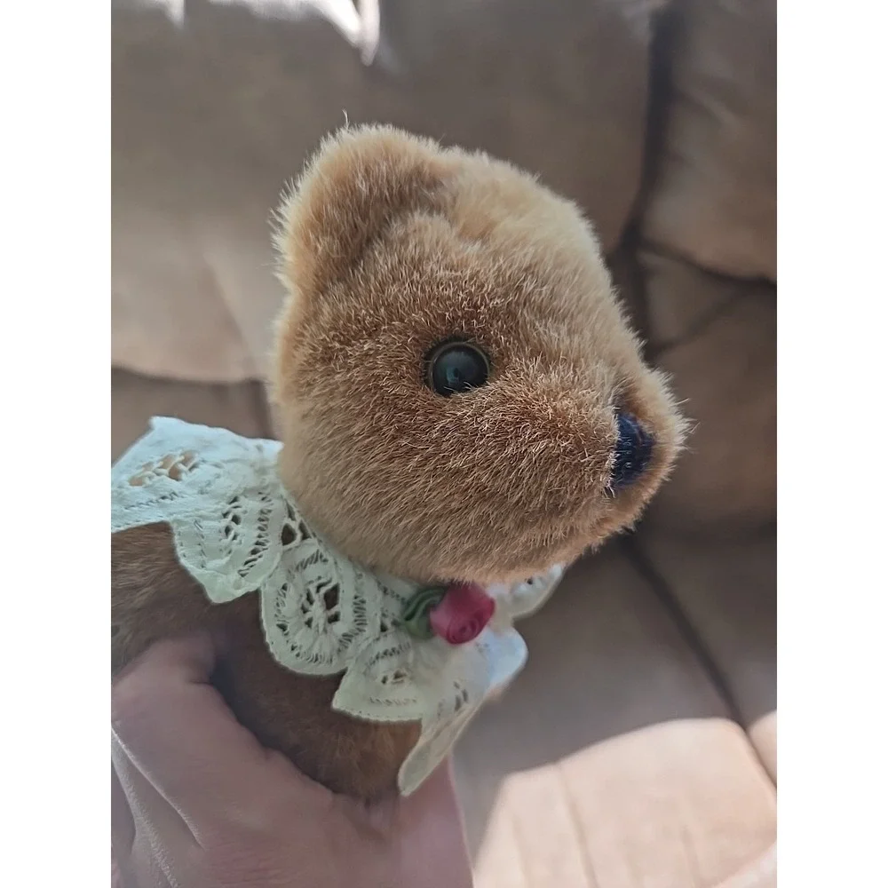 Collectible Jointed Plush Teddy Bear With Lace Collar Rose Couch Shelf Sitter